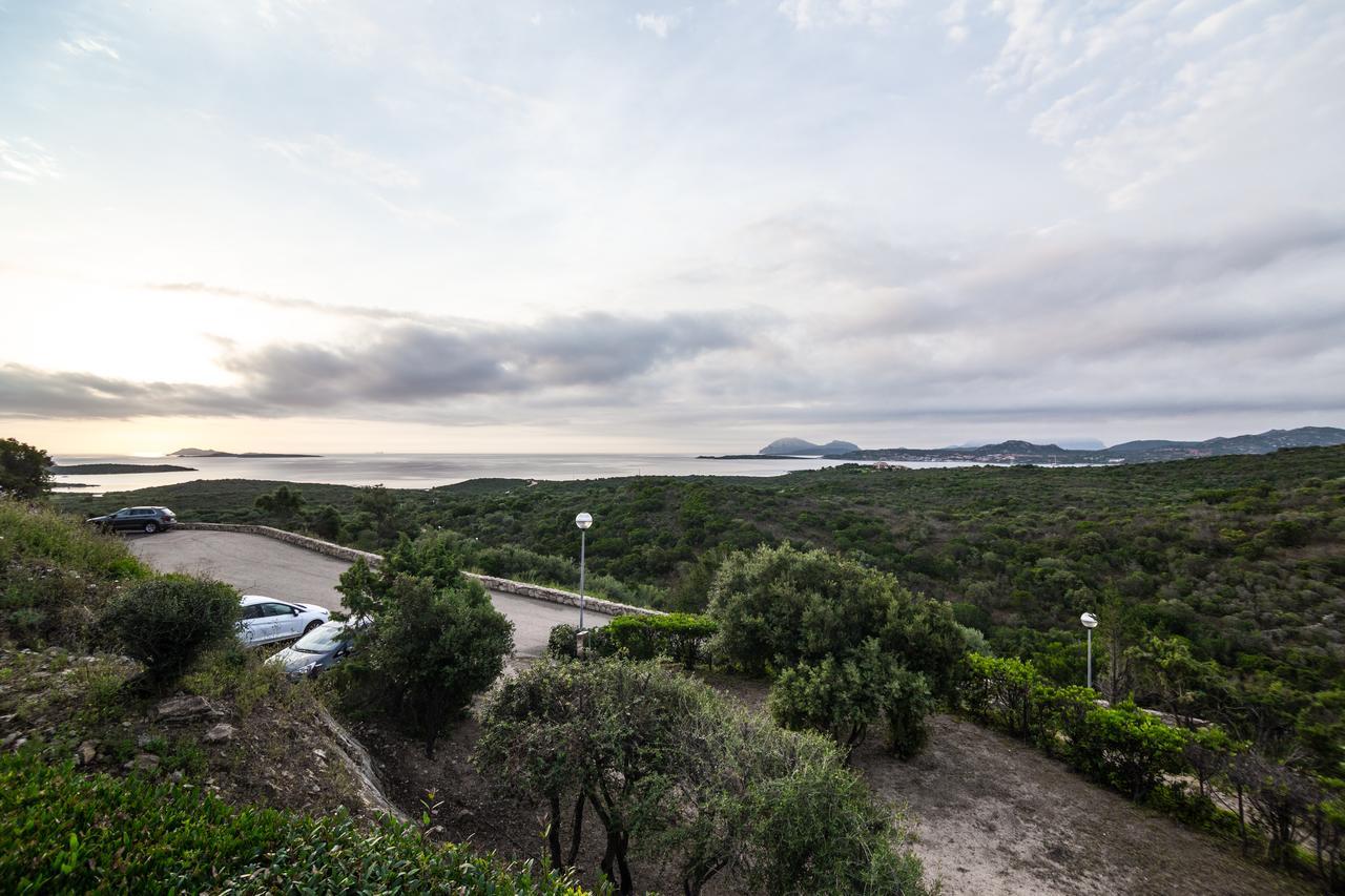 Residence Costa Ruja マリーナ・ディ・ポルティスコ エクステリア 写真