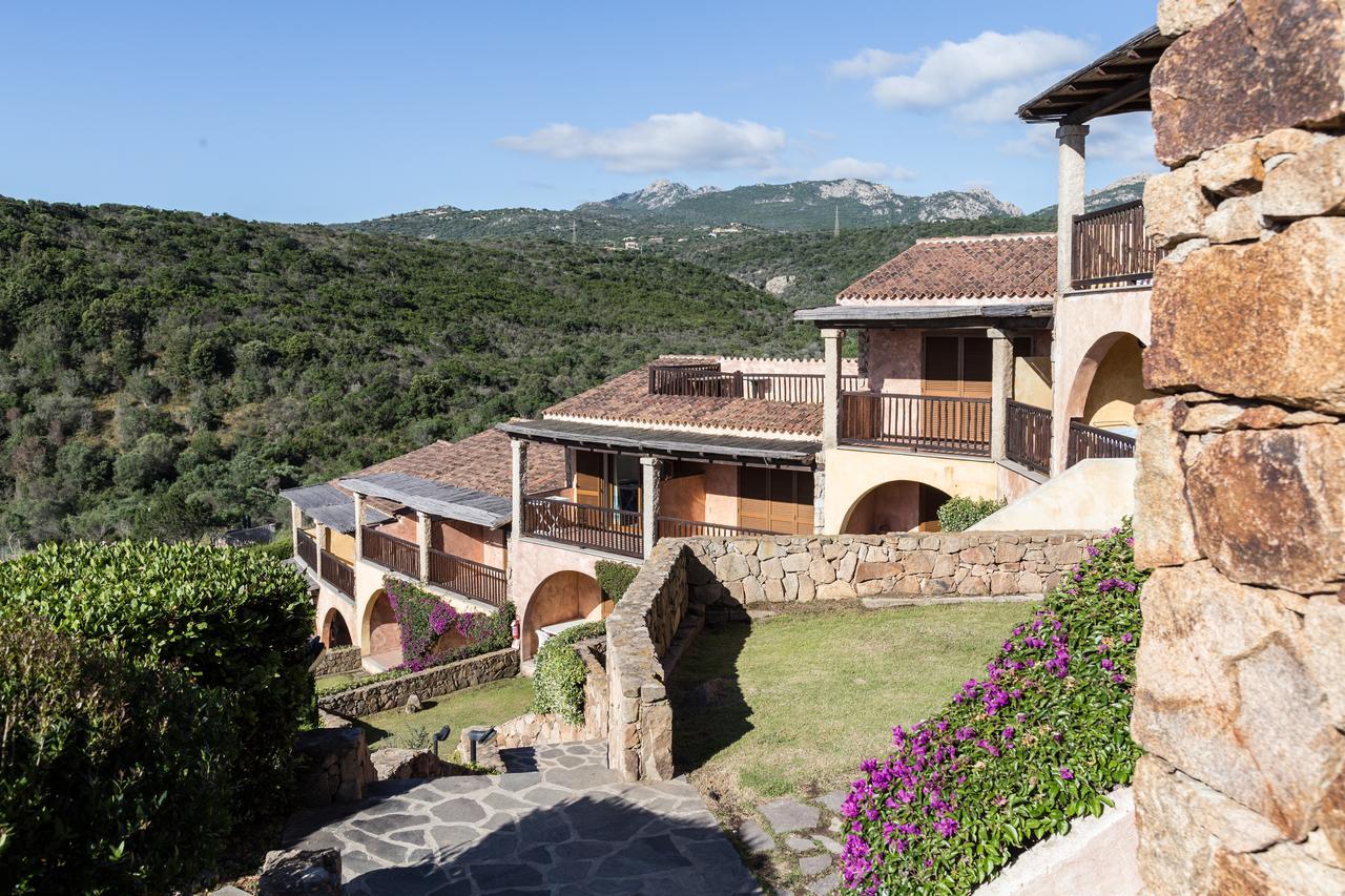 Residence Costa Ruja マリーナ・ディ・ポルティスコ エクステリア 写真