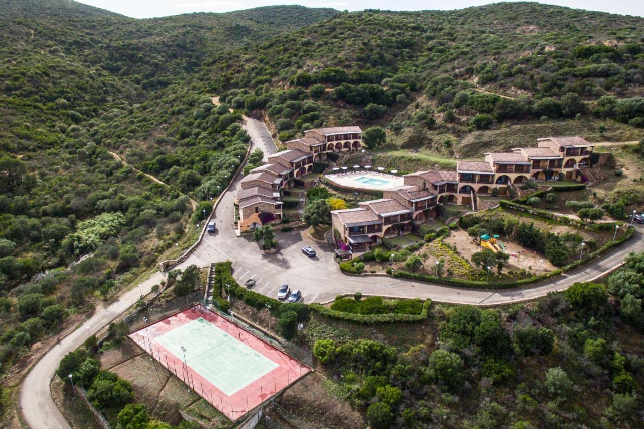Residence Costa Ruja マリーナ・ディ・ポルティスコ エクステリア 写真